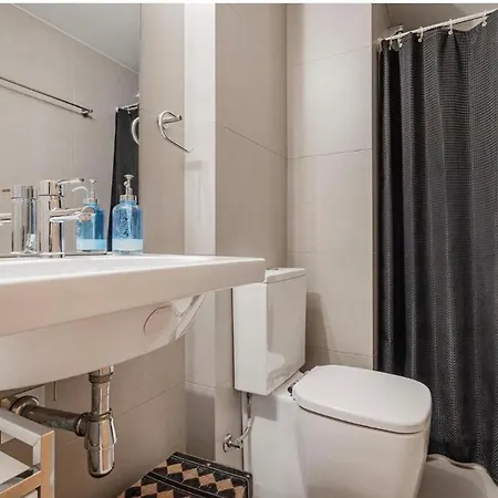 Pool Luxury 2 Bedrooms - 2 Terraces - Parking - Long Term