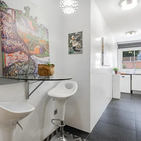 Pool Luxury 2 Bedrooms - 2 Terraces - Parking - Long Term Barcelona