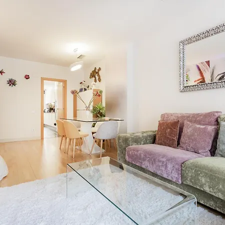 Apartment Pool Luxury 2 Bedrooms - 2 Terraces - Parking - Long Term *